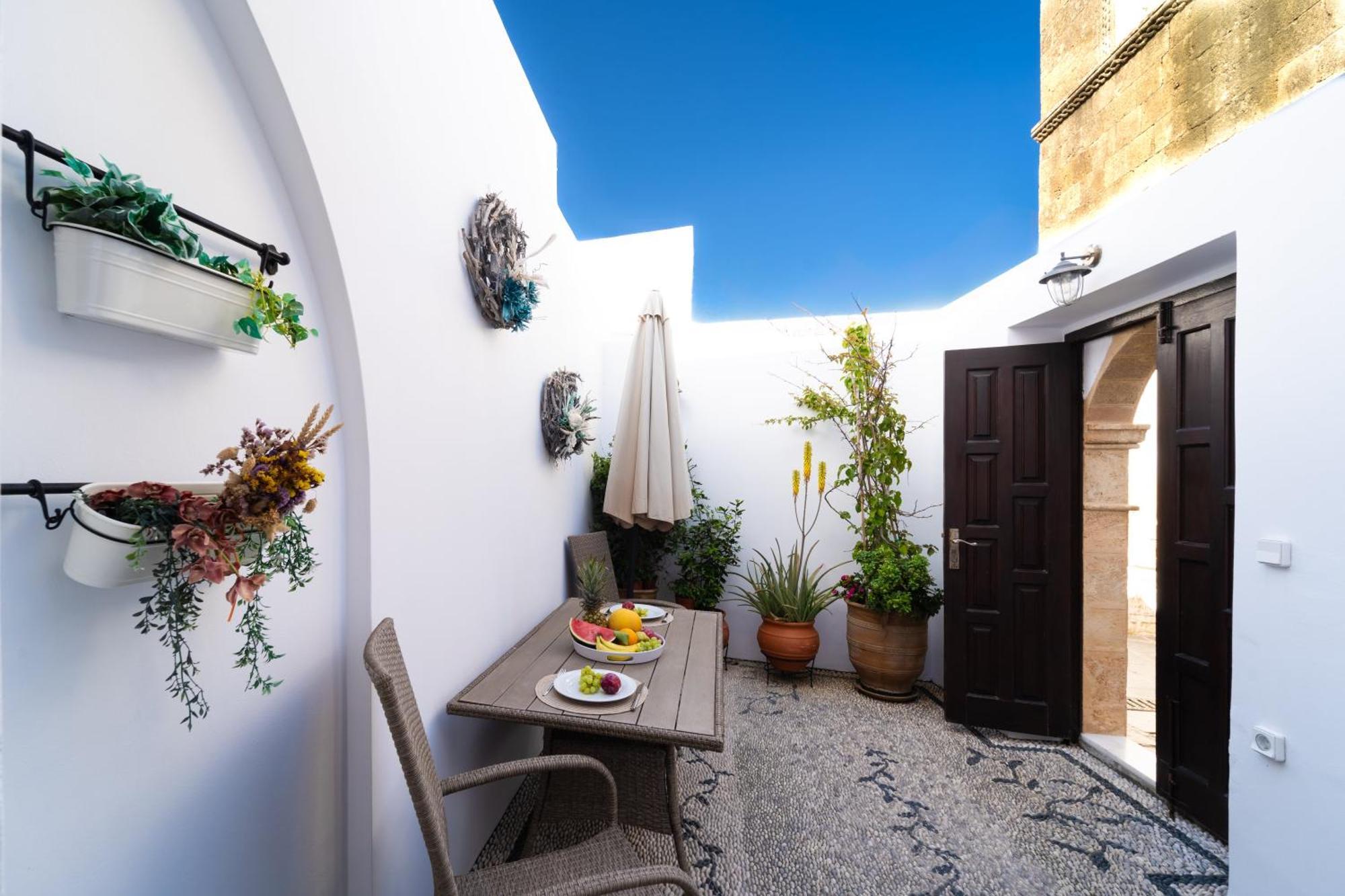 Villa Dafni - Lindos Eksteriør billede
